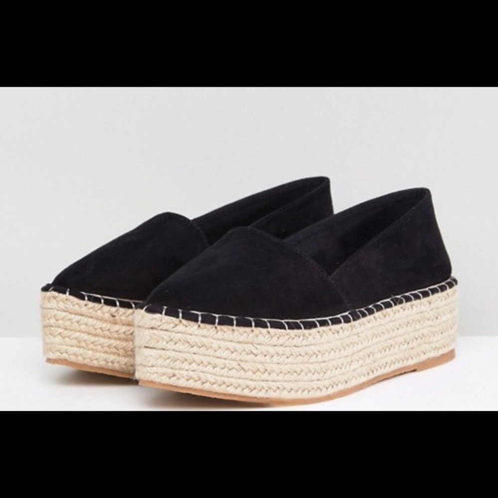 Platform Closed-Toe Shoes